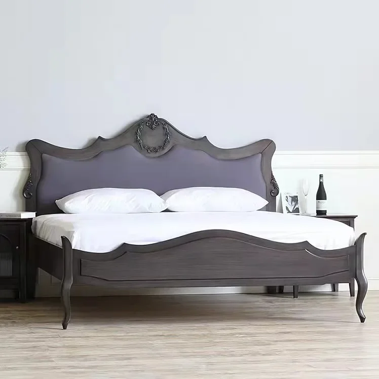 Amerikanisches leichtes Luxus-Kunst-Empire-Glory-Massivholz-Retro-Alt-Doppelbett im französischen Landhausstil mit hoher Rückenlehne und Säulenbettmöbel