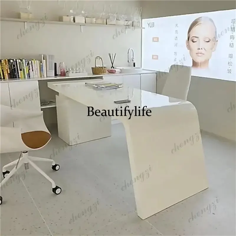 BBB   Creative Fashionable Beauty Office Desk Negotiation Medical Aesthetics Office Desk Lacquered Surface Office Furniture