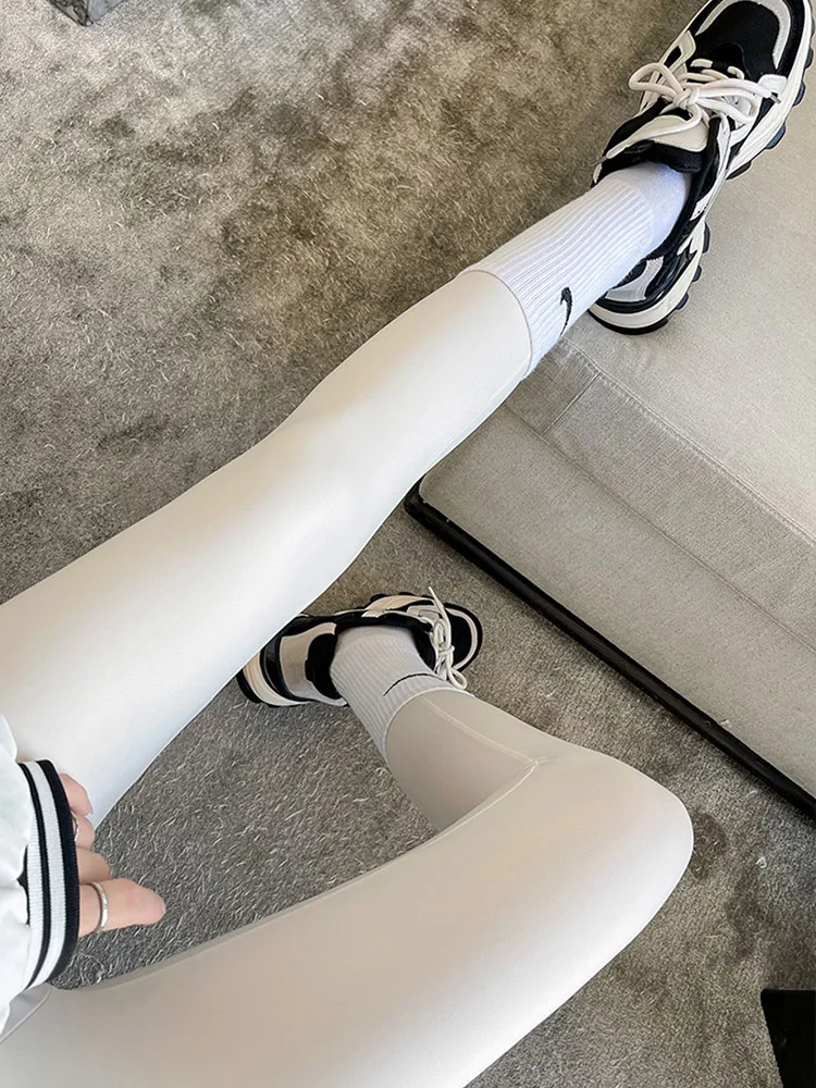 キャラメルアーックスキンヨガパンツ女性のハイウエスト7〜9丈薄いFceボティングパンツ弾性ヒップリフティング