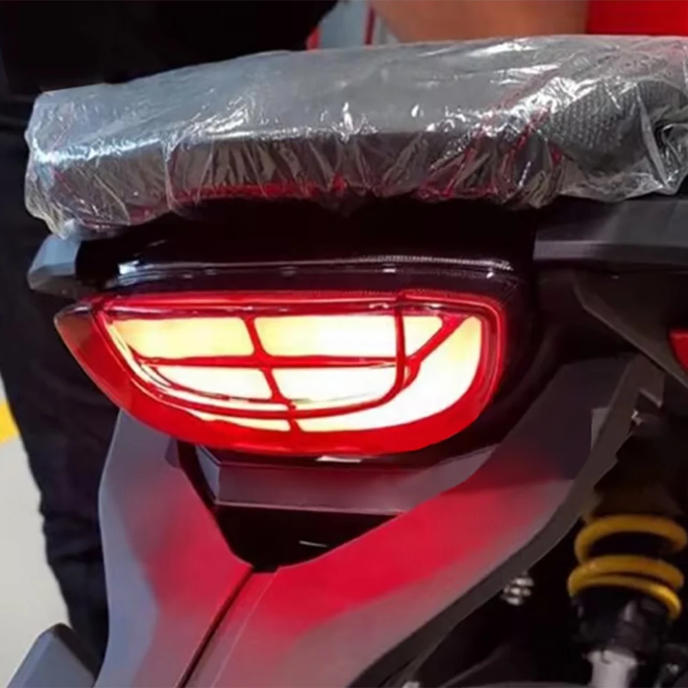 MTKRACING Taillight For HONDA CB300R /150R /650R 2018-2023 CBR650R Motorcycle Tail light turn signal integrated LED Rear lamp