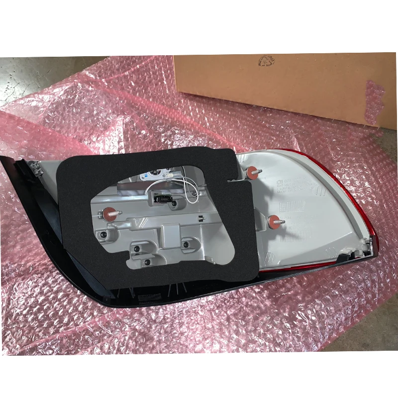 LED taill light Suitable for BMW E93 brake light M3 330 335i 2010-2013 lampshade reversing rear taillight Car accessories