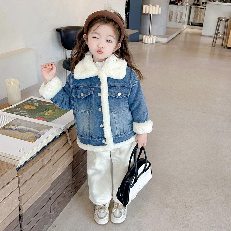Girls Large Fur Denim Jacket Fall Winter 2026 New Fashion Baby Girl Thick Top Medium Small Childrens Wear