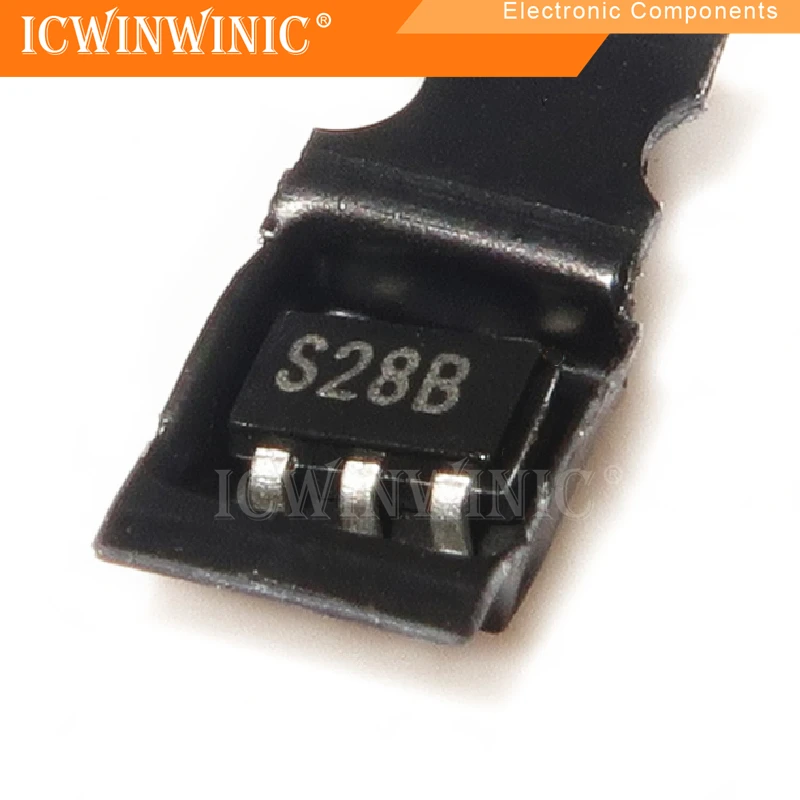 

10piece LM2704MF-ADJ Silk screening:S28B