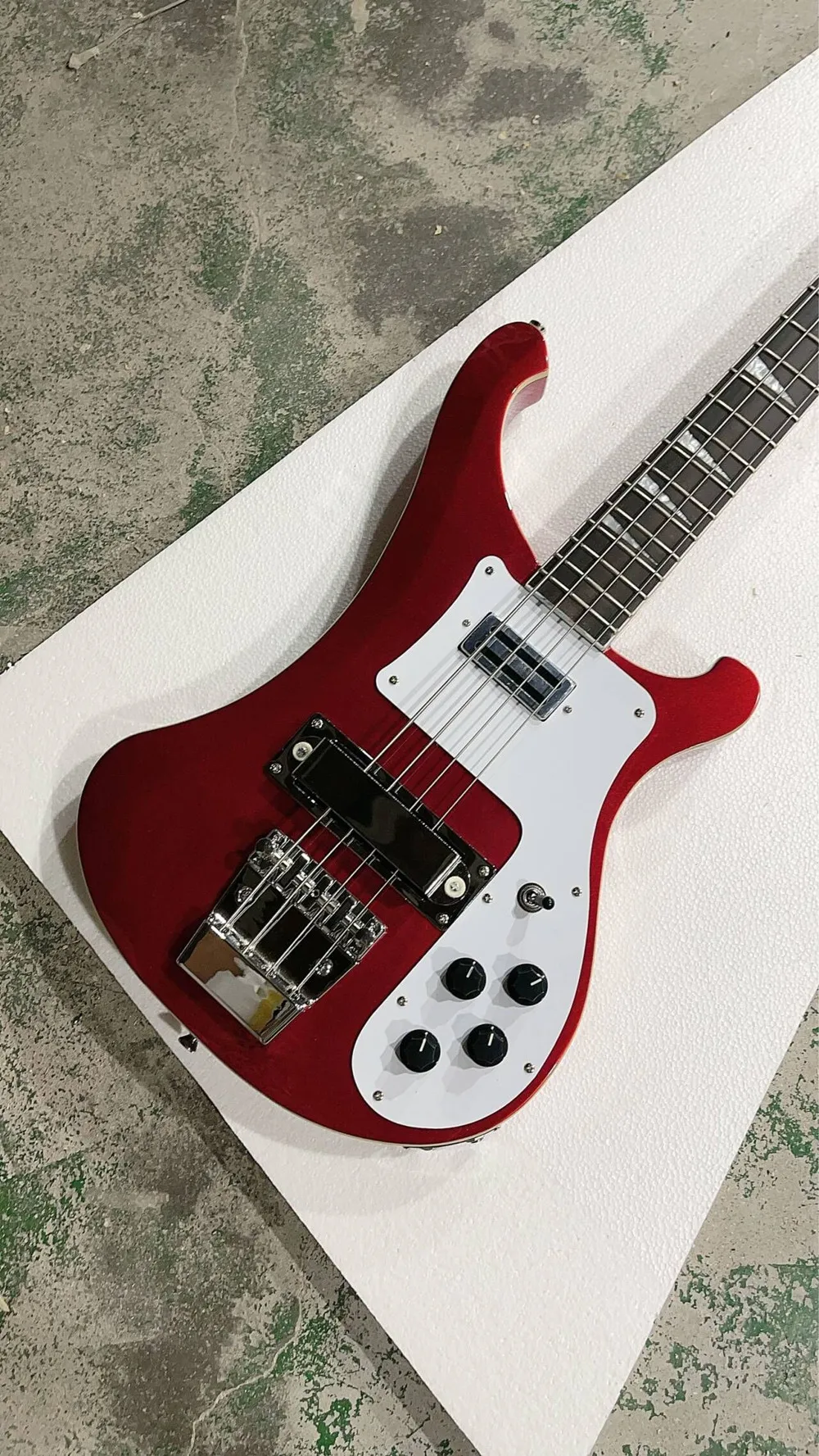 Red 4 strings Electric Bass Guitar with Rosewood Fingerboard,Chrome Hardware,Provide customization