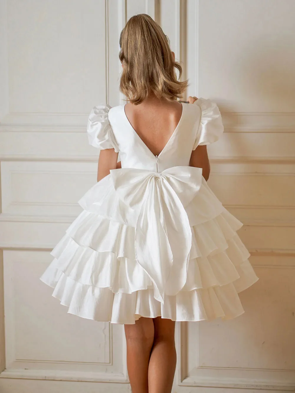 Customized Flower Girl Dress for Wedding Bow Short Sleeve High Waist Knee Length Elegant Kids Birthday First Communion Gown