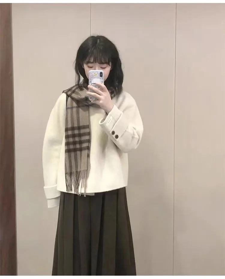 화이트 트위드 재킷 여성용 겨울 니트 플리스 캐주얼 여성스러운 장식 실루엣 슬림핏 프로페셔널 여성스러운 스타일리시