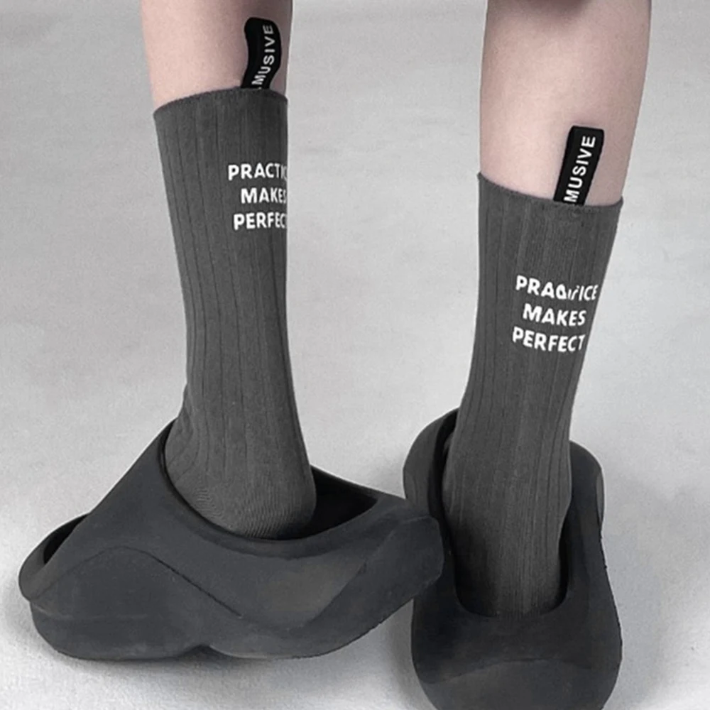 

Модные хлопковые носки, дышащие носки среднего размера с надписью, мягкие теплые зимние носки, четыре сезона