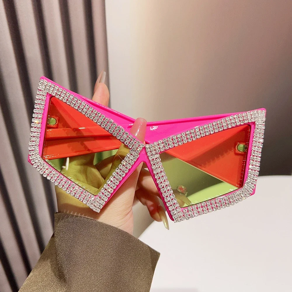 أزياء سوبر كبيرة كاملة كريستال القط العين النظارات الشمسية النساء موضة جديدة الراين لامعة نظارات شمسية السيدات المتضخم القوس ظلال