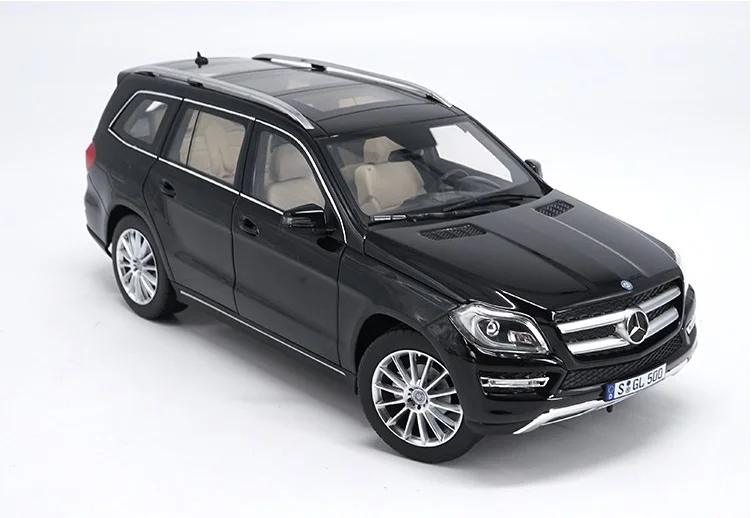 1:18 Mercedes Modellauto GLS500 S-KLASSE GL500 Legierung Druckguss Vollständig offenes Modellauto Raumornament Sammlerstück Geschenk für Sammler