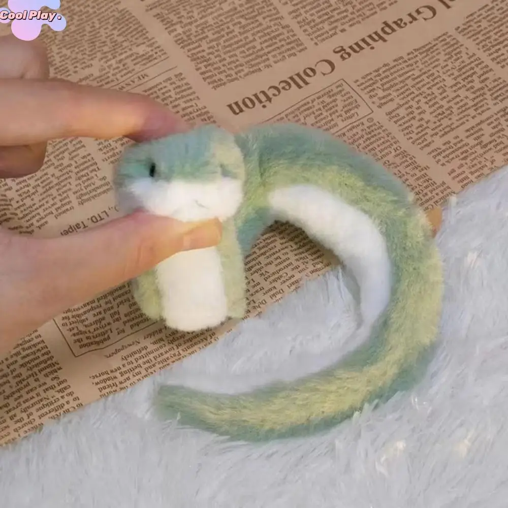 

Plush Year of The Snake Plush Toy Little Snake Wrap Around Arm Snake Stuffed Plush Doll Kawaii Cartoon Green Snake Animal Doll