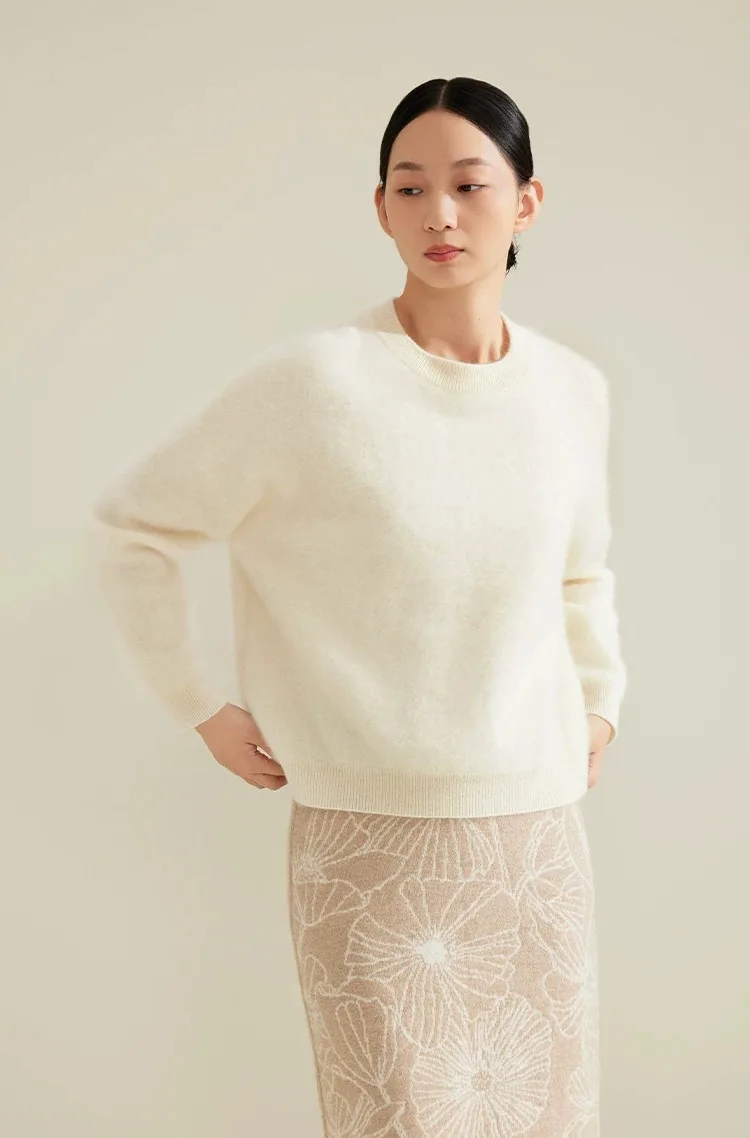 Pure cashmere sweater women's winter new round neck bat sleeve lazy warm knit top