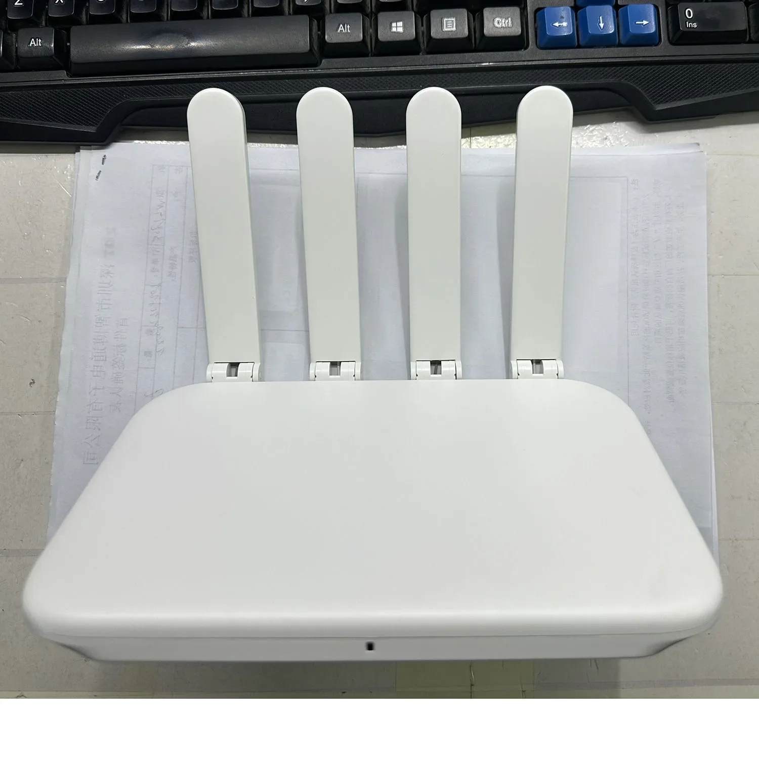 Zbtlink-4G Lte-SIMカードルーター,Wi-Fi,5dbiアンテナ,ワイヤレス,モデム,2 LAN, 2.4GHz, 300mbps