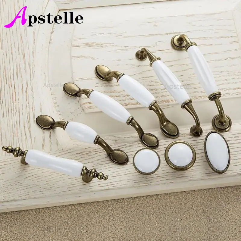 Apstelle Creamy White Ceramic Handles Green Bronze European-style Ceramics Kitchen Cabinet Door Handle Antique Wardrobe Drawer