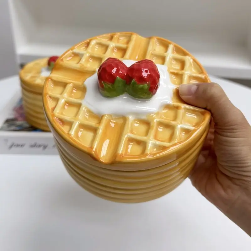 Ceramic Storage Jar Strawberry Relief Waffle Living Room Jewelry Snack Candies Multifunctional