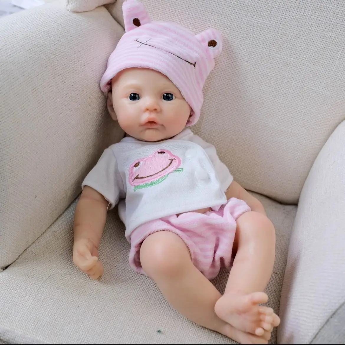 12-Zoll-Reborn-Baby aus Platin-Silikon mit friedlichem Ausdruck, hypoallergene, ultraweiche, körperlich begrenzte Kunstpuppe