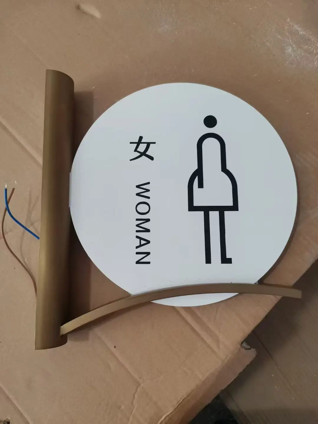 

Modern Brass Sign Plate Toilet Signs Door Number House Numbers Address Mall Office Building Hotel Bathroom Signs