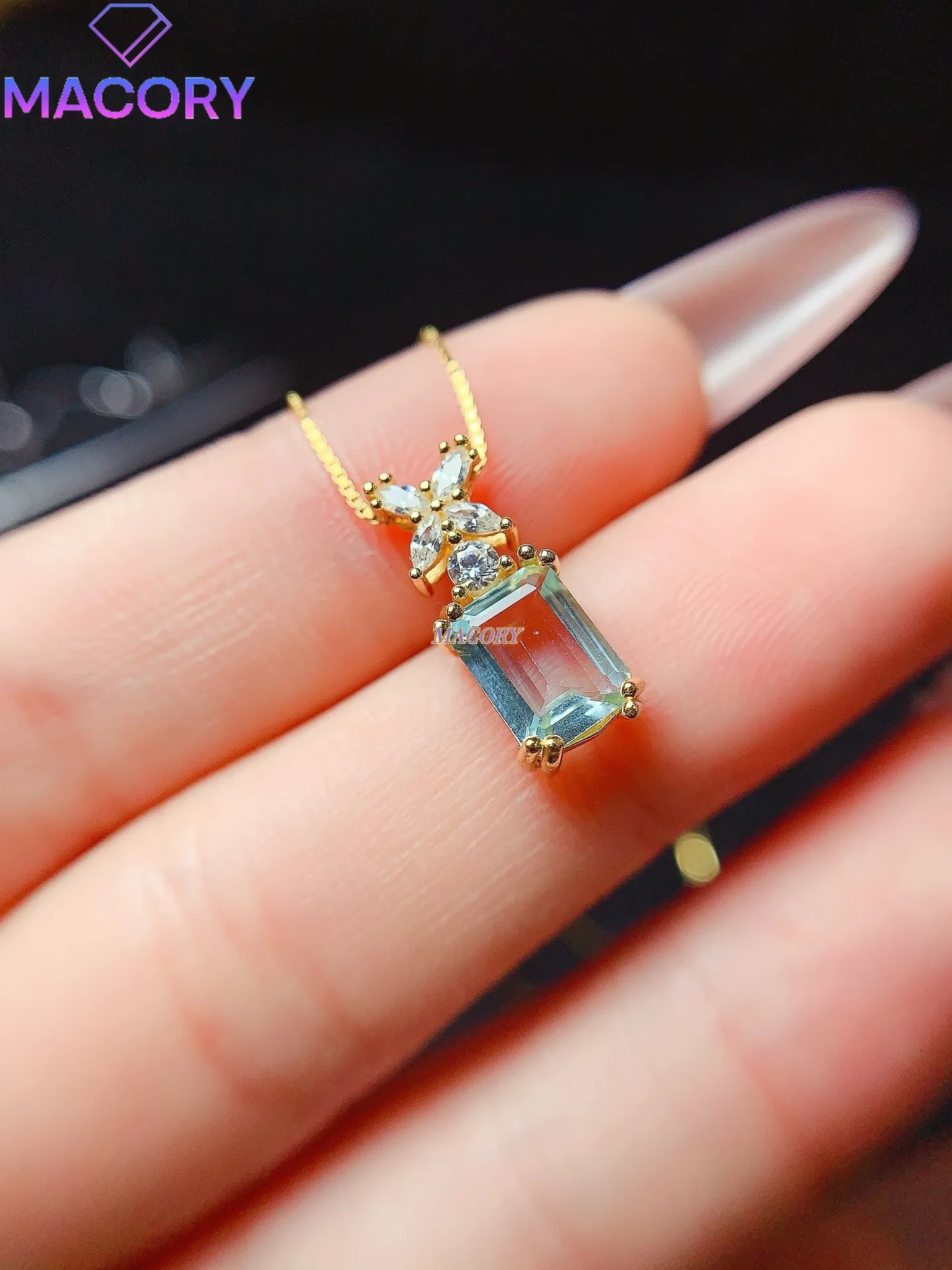 

S925 Sterling Silver New Natural Aquamarine Necklace Pendant For Women Delicate Fashion Luxury Classic Jewelry With Certificate