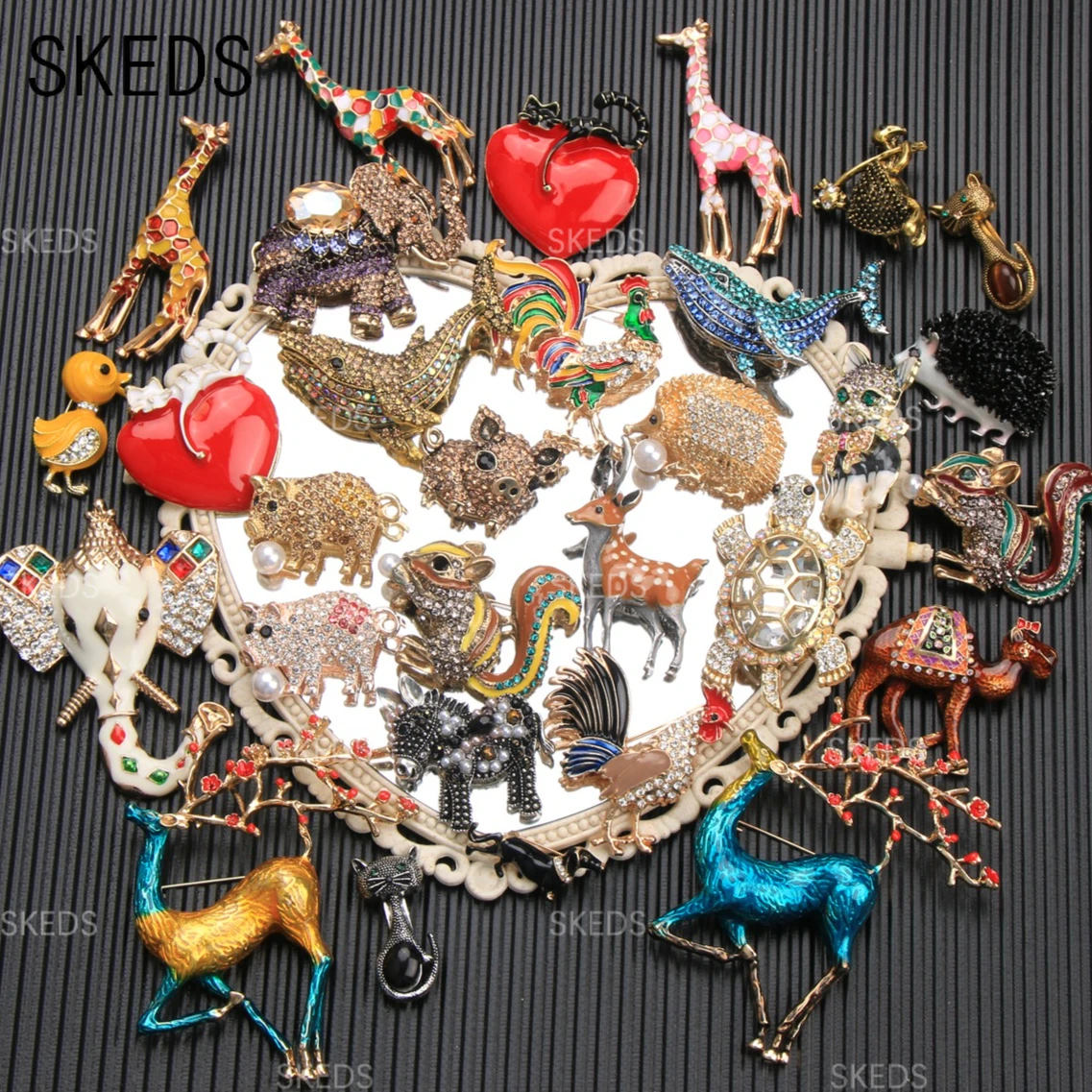 SKEDS Large Size Pig Turtle Deer Pins Brooches for Woman Men Luxury Designer Jewelry Vintage Animal Corsage Pin Grande Broche