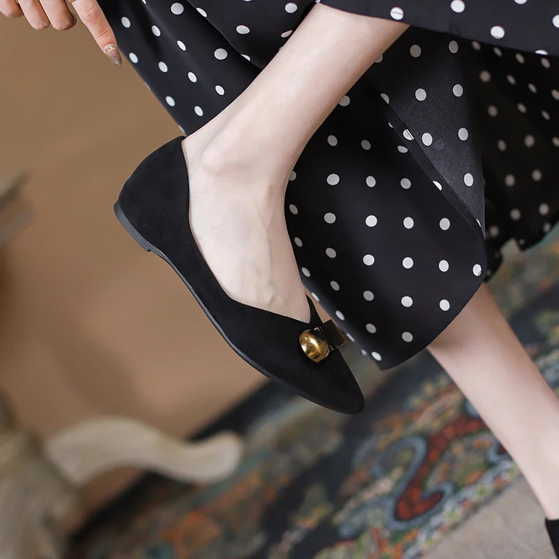 حذاء مسطح النساء 2023 جديد أشار تو أحذية غير رسمية الضحلة المتسكعون أحذية العمل الأسود المهنية النساء أحذية كبيرة الحجم 44 45 46