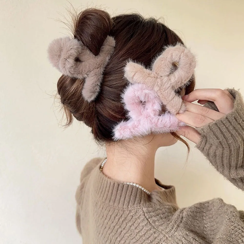 Faux Fur Mini Hair Claw Plush Hair Clip Crab Barrettes Fluffy Cross Acrylic Small Hairpins Women Girls Winter Hair Accessories