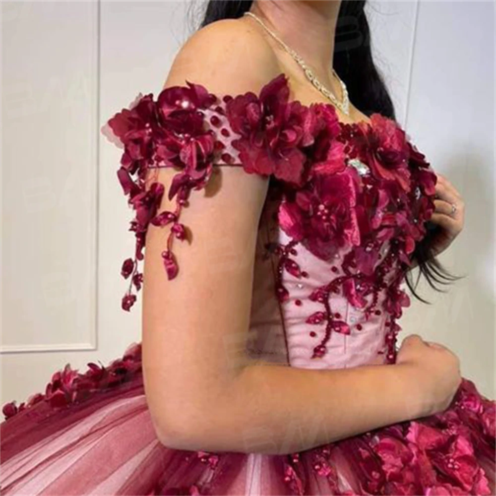 3D kwiatowa aplikacja sukienka na Quinceanera 2023 bordowa sukienka z odkrytymi ramionami Vestidos De 15 Quinceañera sukienki koktajlowe