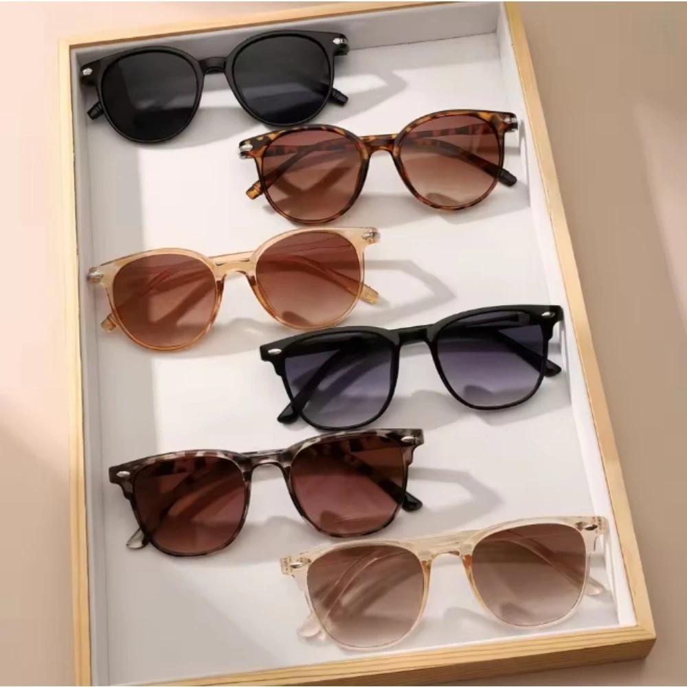6 Pieces of European and American Retro Style Unisex Fashion Y2K Sunglasses, Trendy and Versatile Summer Sunshade UV400 Lightweight Fr, and An Additional Two Random Pieces of The Same Style Will Be Given.