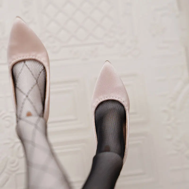 1/4 Bjd دمية الأحذية اليدوية 6.4 سنتيمتر * 2.3 سنتيمتر * 2.9 سنتيمتر موضة بلون الساتان عالية الكعب أحذية من الجلد الصغيرة ل Bjd إكسسوارات دمي