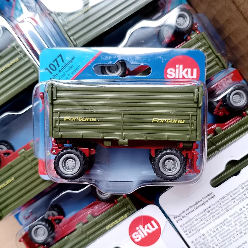 Siku Diecast Alloy Model 1077 Agricultural Dump Truck High Boom Flip Bucket 9CM Finished Simulation Miniature Car Collection Toy