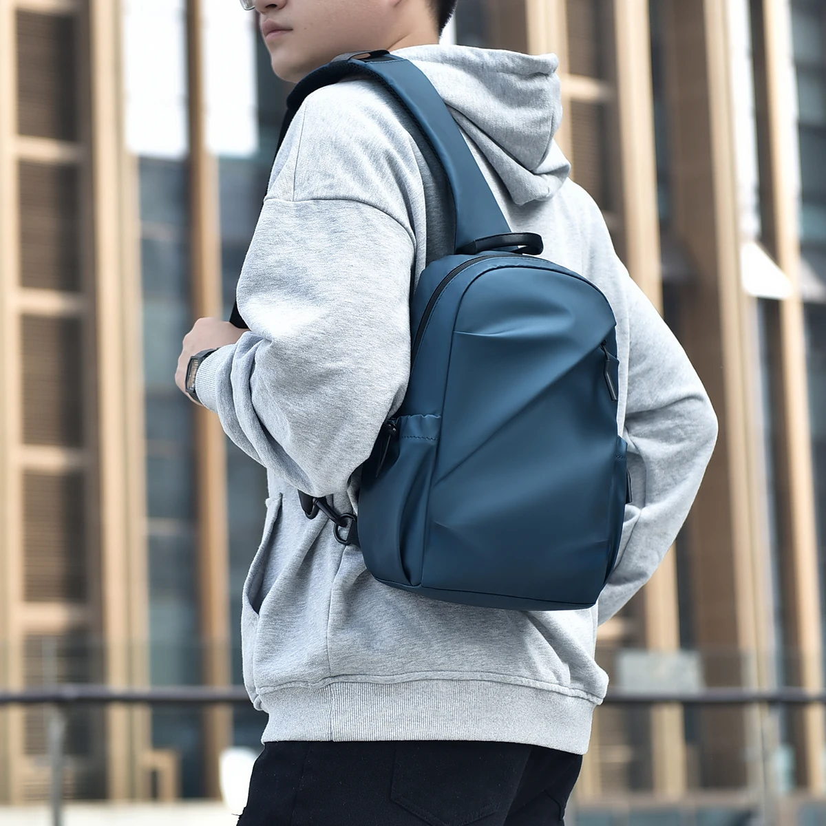 Fashion Trend Cool Dating Crossbody Leisure Men Party Small Multi-function Casual Boys Chest Bags With Big Pockets For Work