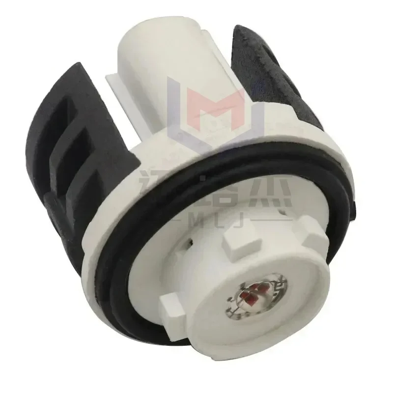 

8158A-0D610 For Toyota Yaris P21 2021 LED Corolla Sienna Tail Light Alphard Vellfire Allion CT200H Pajero Car Accessories DRL