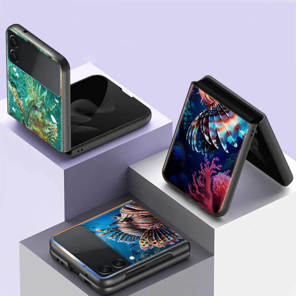 Clown Fish in the Sea or Ocean Phone Case For Samsung Z Flip 6 7 5G Z Flip 5 Galaxy Z Flip 3 4 5G ZFlip Shockproof Hard Cover TP