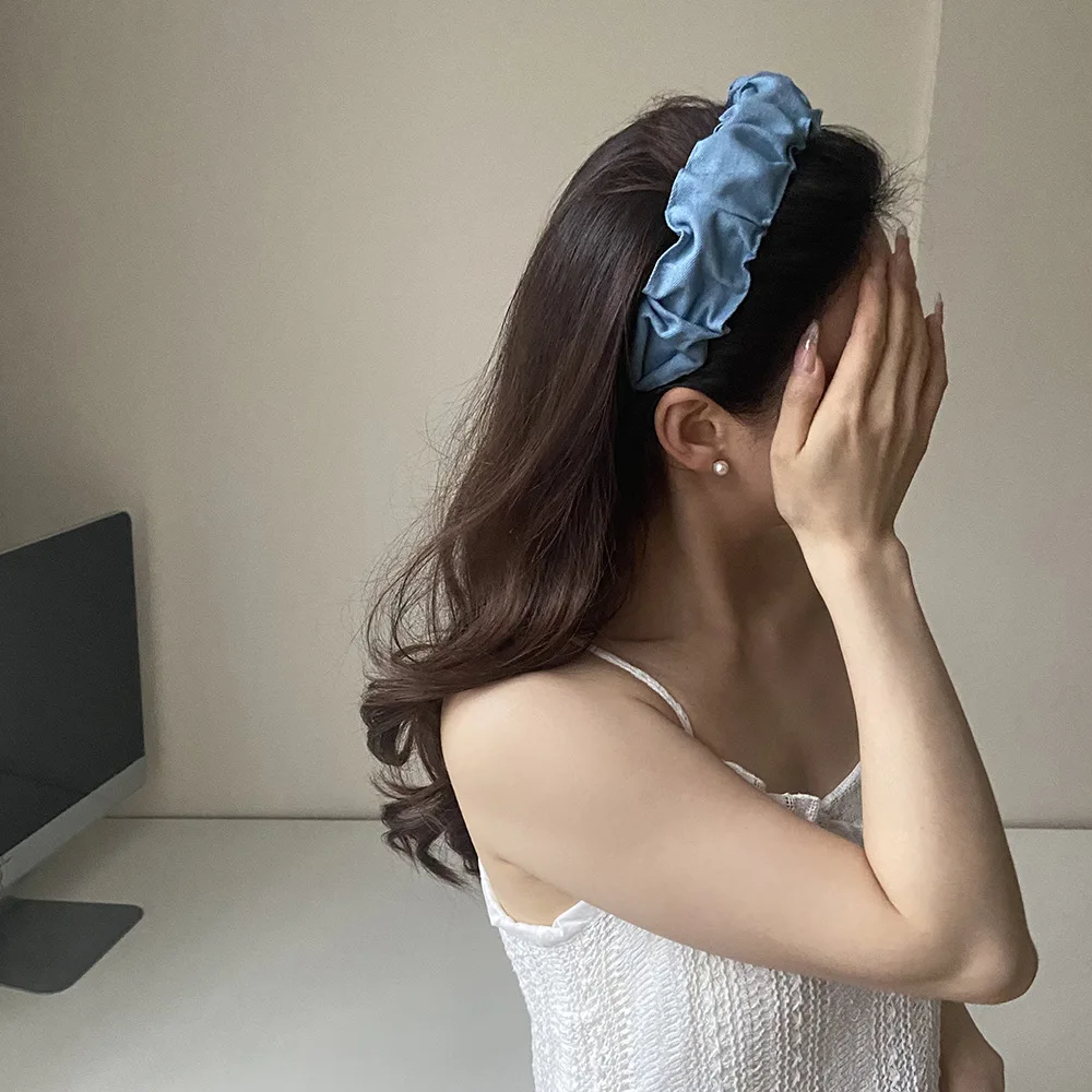 

Women's Hair Hairbands Retro Denim Fabric Pleated Simple Accessories Cute Girls Versatile Hair Hairbands Korean Fashionable Hair