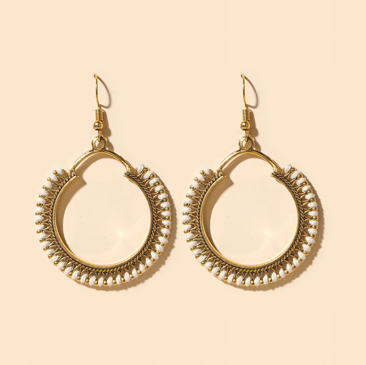European and American fashion earrings, a variety of hand-woven threading earrings directly from the manufacturer spot wholesale