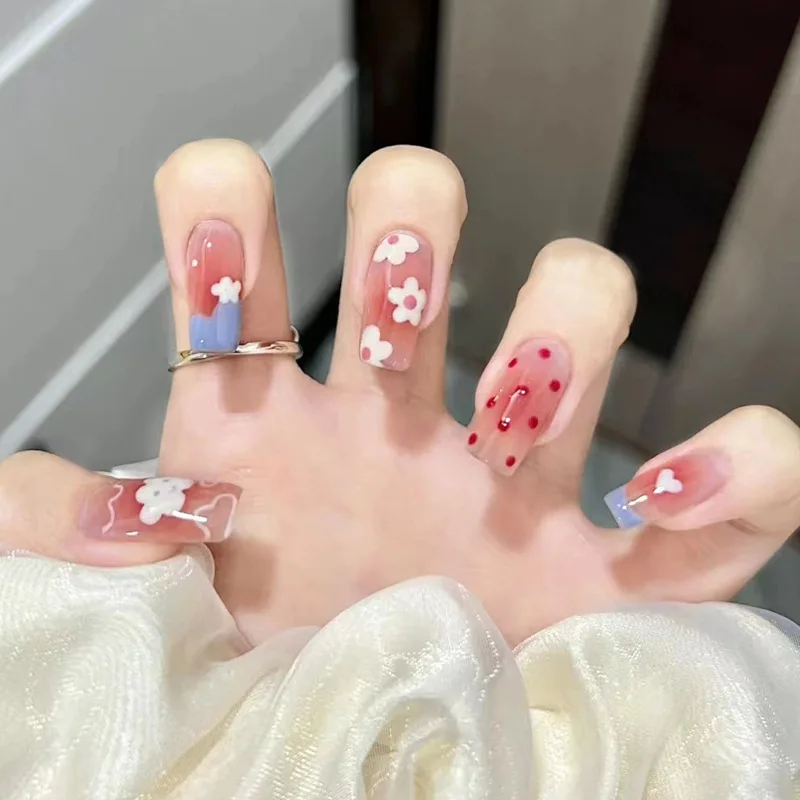 24 Stuks Blush Schattige Wolken Bloemen Medium Vinger Nagels Nep Nagel Voor Lijmen Zomer Herbruikbare Kleefstof Acryl Valse Nagels Druk Op