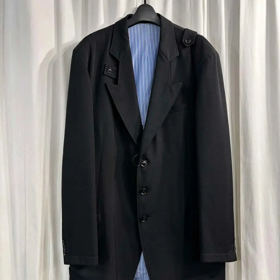 TOP-YAMAMOTO ® Minimalist Style Black Collar Buttoned Jacket for Men - Business Casual Formal Three-Piece Suit
