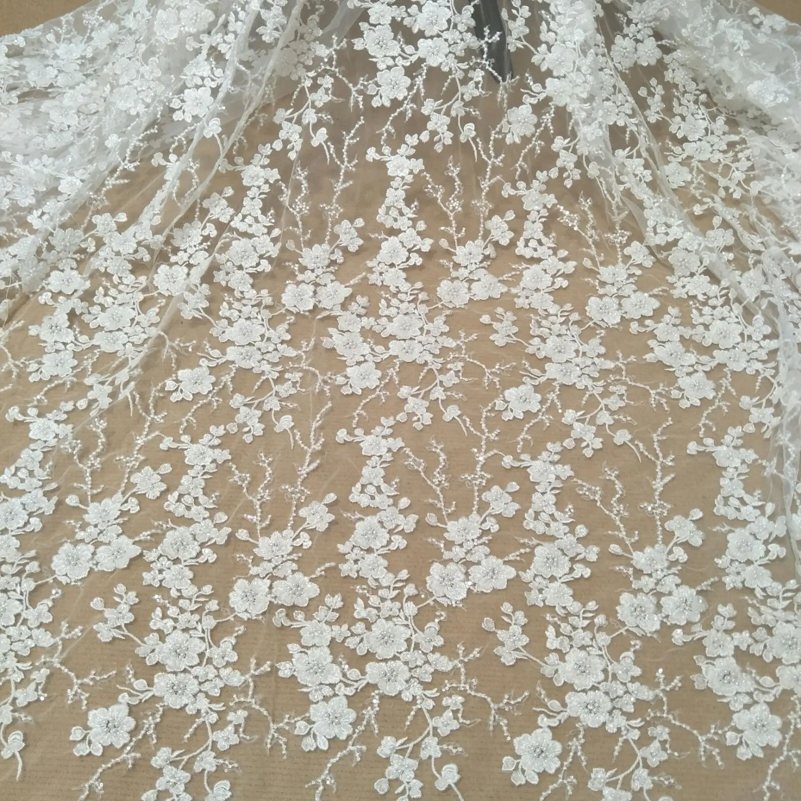 

Ткань для свадебного платья цвета слоновой кости, специальный дизайнерский вариант с бусинами и пайетками, ширина 130 см, распродажа во дворе