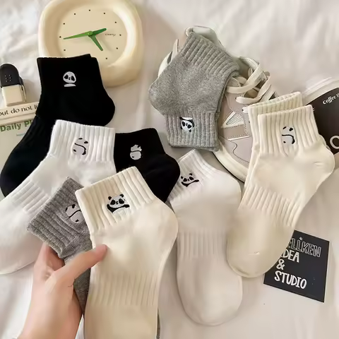 Funny Cute Embroidery Panda Socks Women Harajuku Kawaii Animal Black and White Panda Embroidered Short Ankle Sokken
