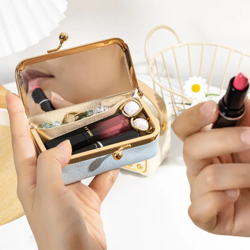 Waxed Leather Frame Clasp Jewelry Box Small Travel Accessory Organizer Case for Lipstick Rings Earrings Necklaces Brand Wallet