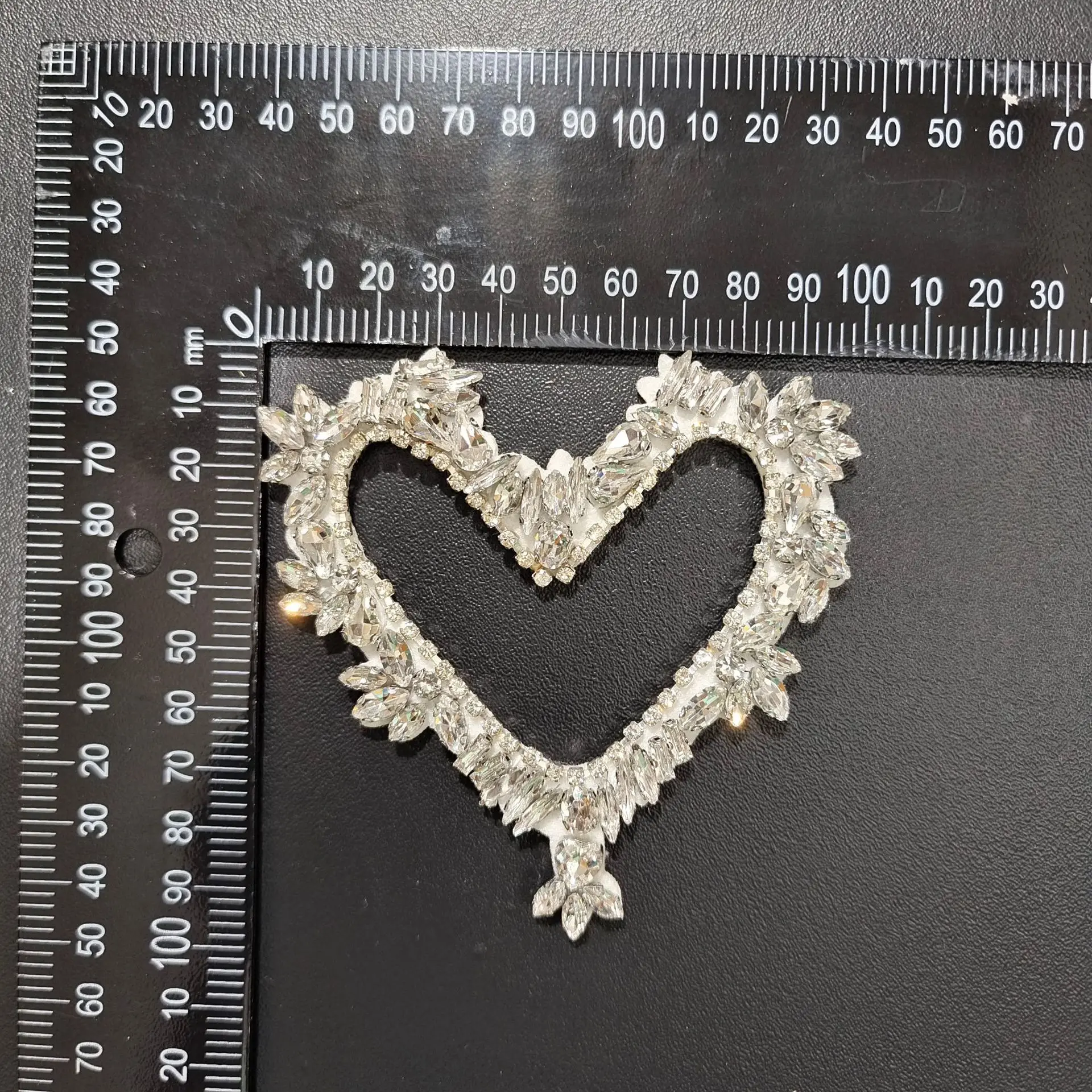 Fashion Cross Heart Shape Star Foot Rhinestone Beaded Patches for Clothes Sew on Parch Badge Applique Embroidered Parches