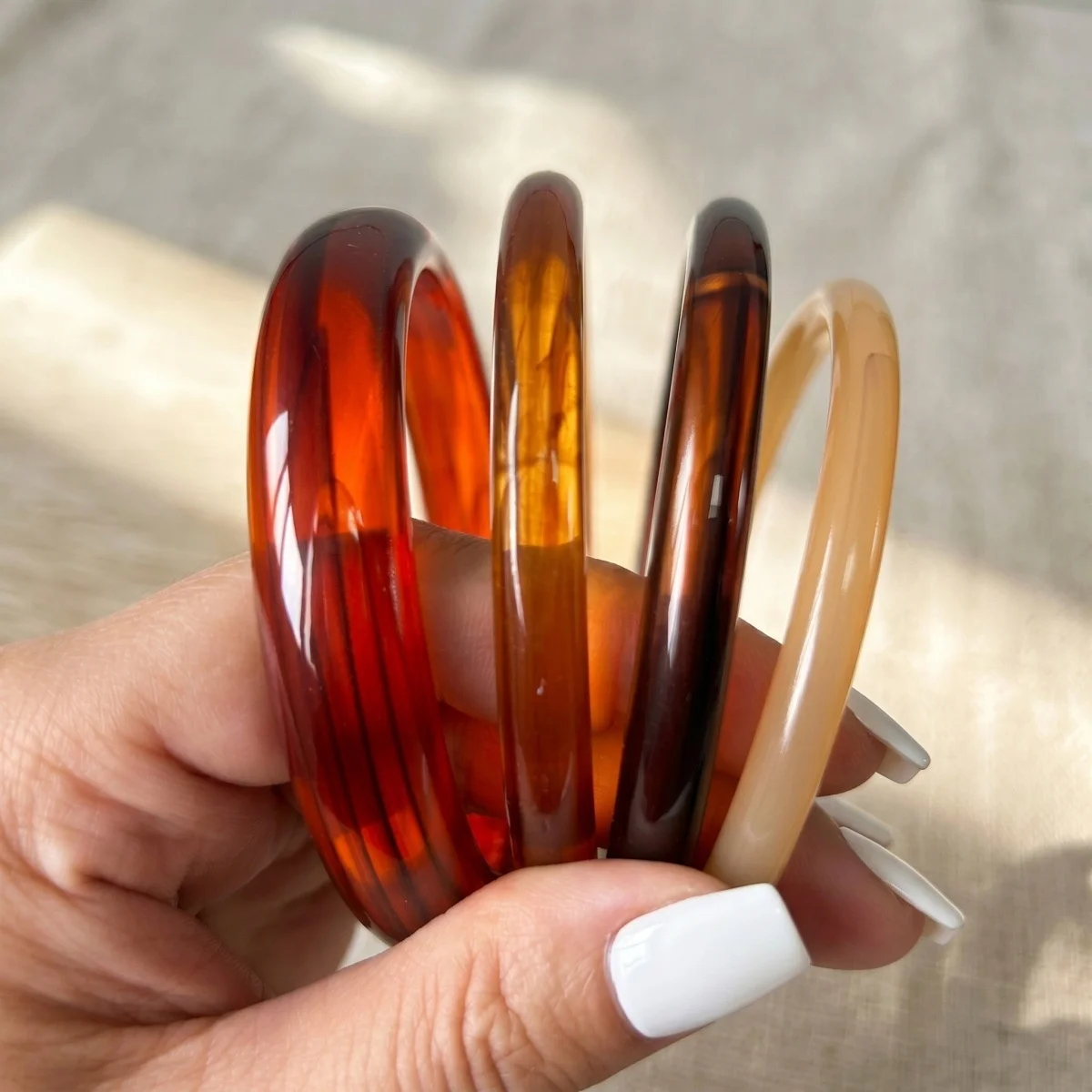4pc Punk Stackable Resin Acrylic Round Bracelet Set for Women