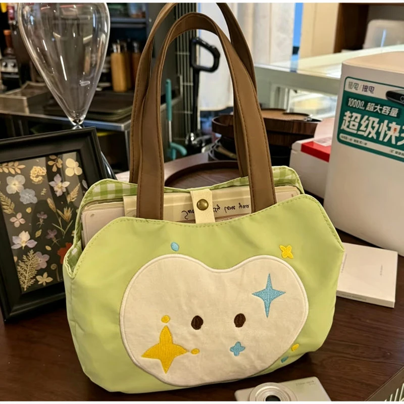 Apfel-förmige Umhängetasche, Damenhandtasche, Niedliche Leichte Kompakte Tasche für Reisen, Einkaufen & Freizeitausflüge, Druckknopfverschluss – Detail 11