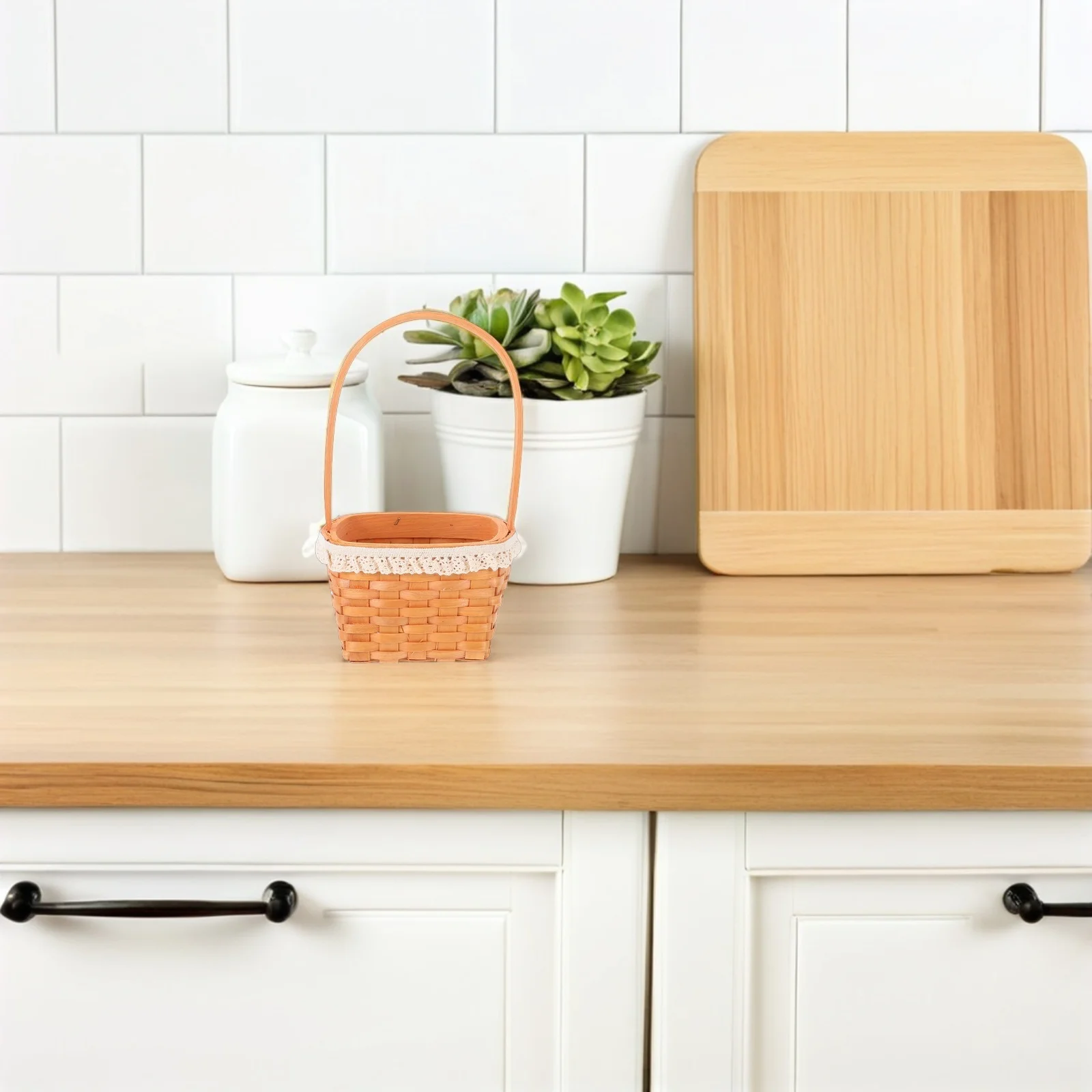 

Mini Wooden Flower Basket Handmade Woven Storage for Eggs Candies Snacks Spring Picnic Kitchen Decor Handmade DIY Small Basket