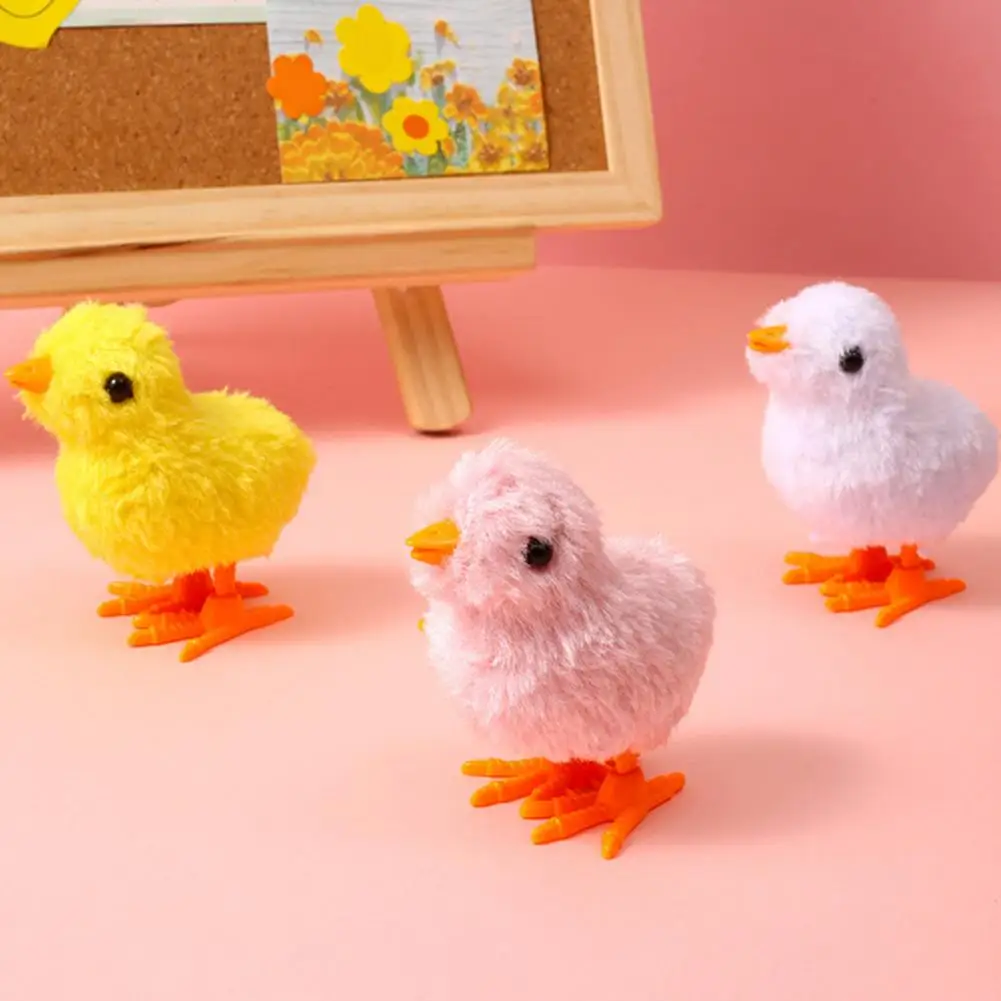 Chick Push Toy Bundle Realistic Clockwork Chick Wind-up Toys Vibrant Mini Easter Chicks Fluffy Plush Figures for Party