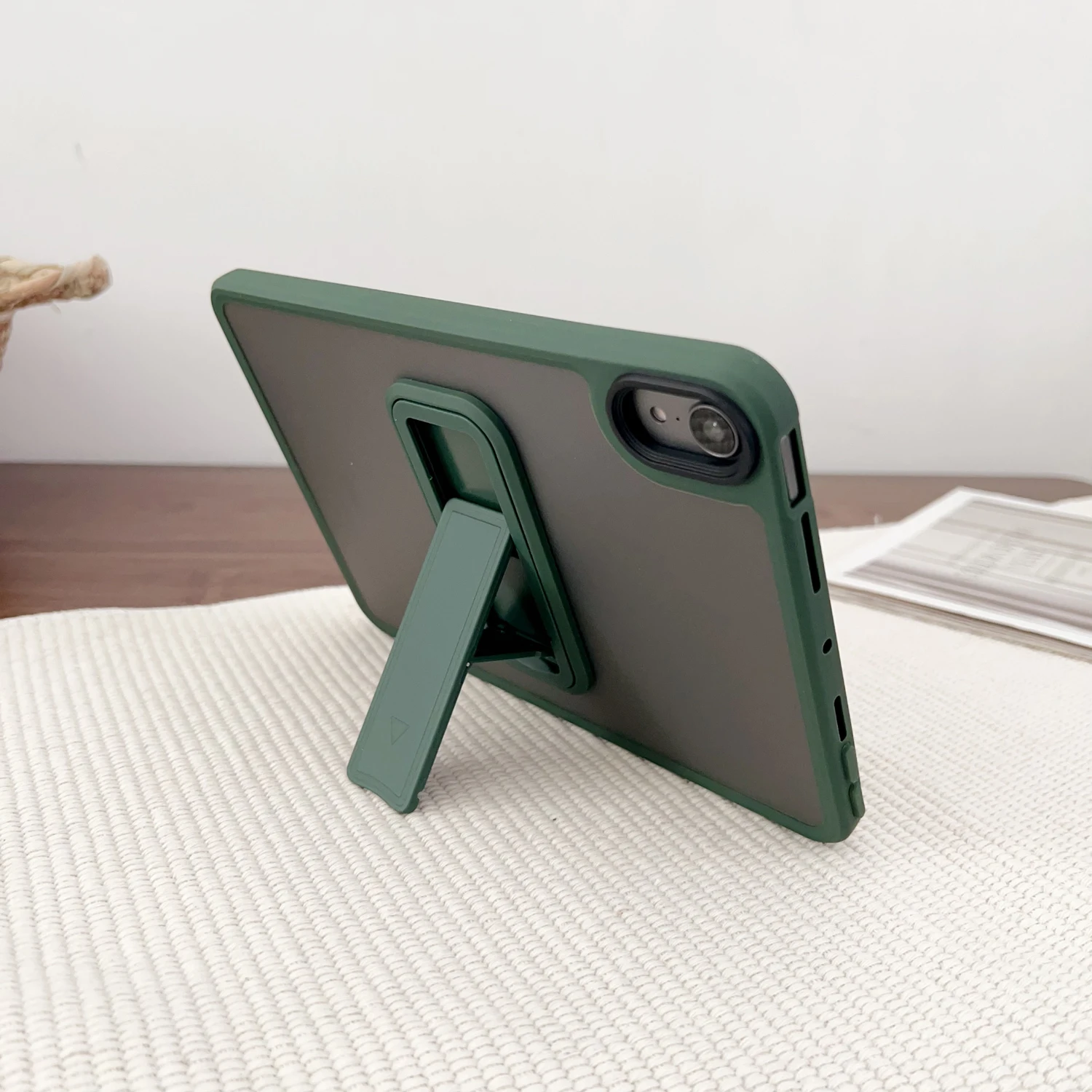 Matowe etui z podstawką do iPada Air Pro Mini 4 5 6 7 8 9 10.2 10.9 11 cali Etui na tablet Kickstand Hard Holder Cover