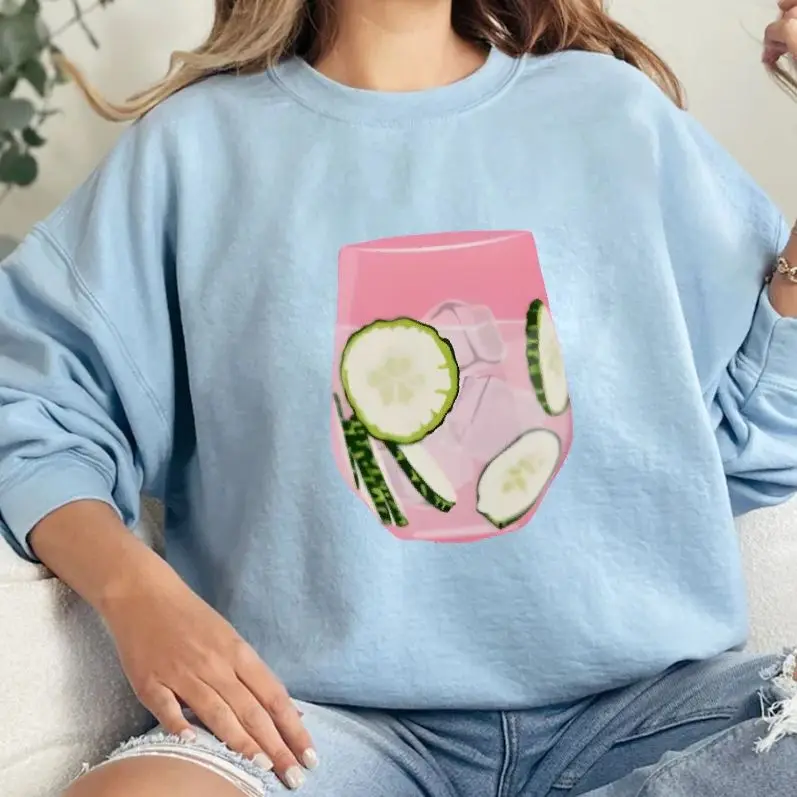 Organic Cotton Casual Crewneck Sweatshirt Eco-Friendly Material Soft to Touch Relaxed Fit Ideal for Environment-Conscious Buyers