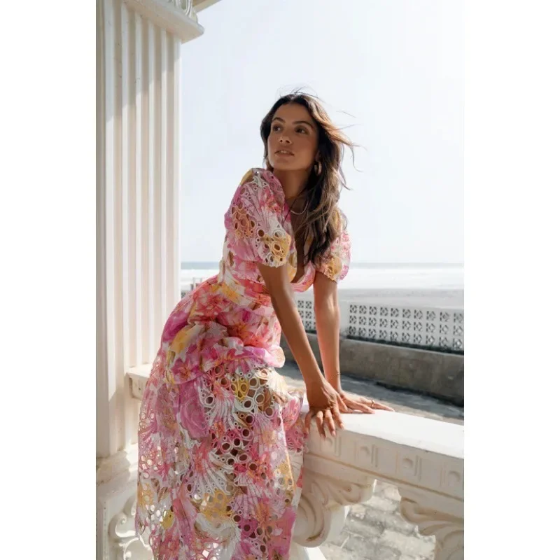 Abito lungo Boho per le vacanze a pieghe Abito estivo da donna scollato Abito bohémien Corsetto sexy floreale con maniche corte a sbuffo e scollo a V