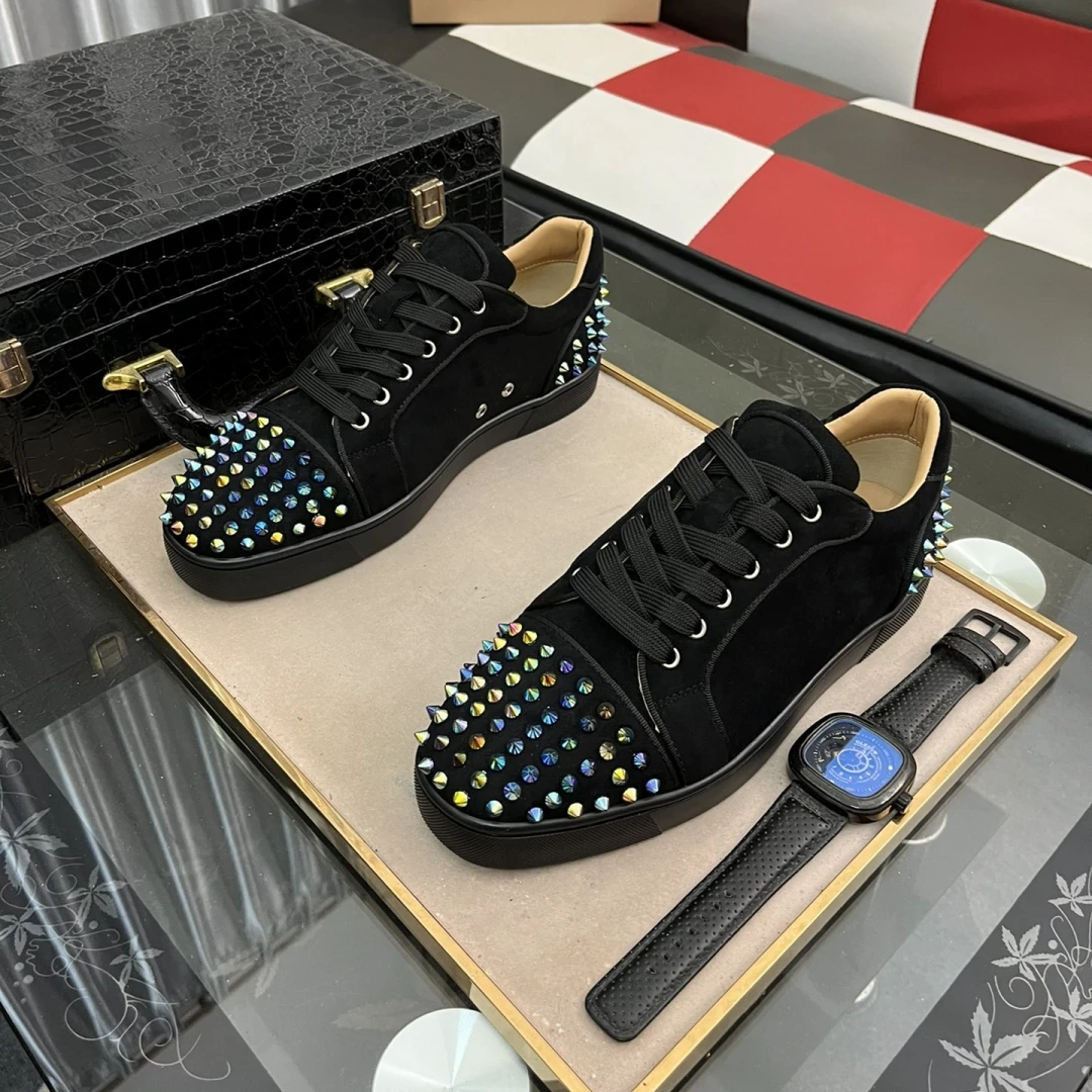 New Red Soled Shoes Men's Shoes Low Top Riveted Shoes Fashion Board Shoes Casual Women's Shoes Head Nail Rhinestone Shoes