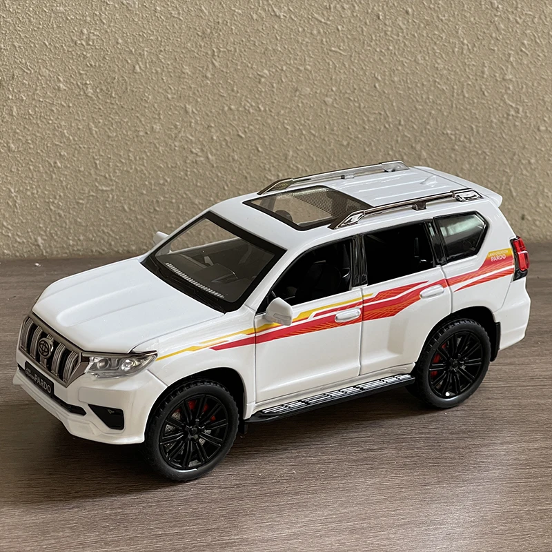 1/24 Toyota LAND CRUISER Prado SUV Alloy Car Model Diecast Metal Toy Off-road Vehicles Car Model Simulation Collection Gift