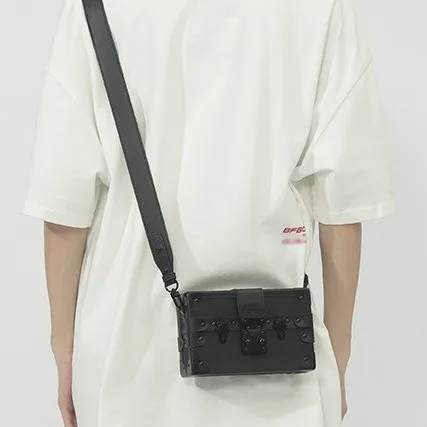 Crossbody bag, men's and women's lockable personalized box bag, square crossbody single-shoulder bag