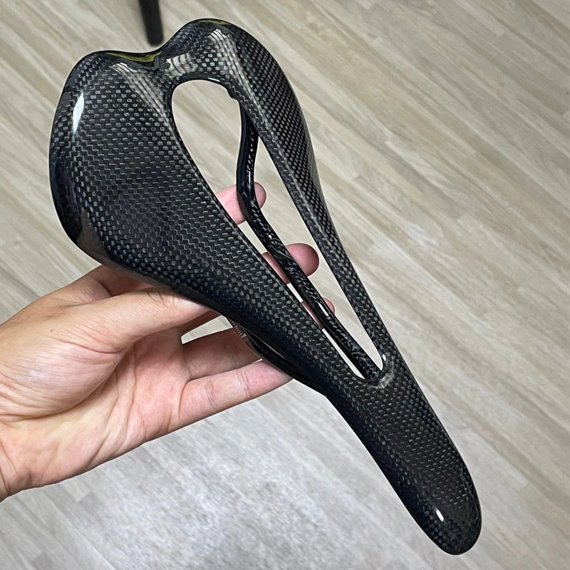 

NEW Ultralight 3K Full Carbon Fiber Bicycle Saddle Road MTB Bike Carbon Saddle Seat Matte bike cushion 275*145mm cycling parts